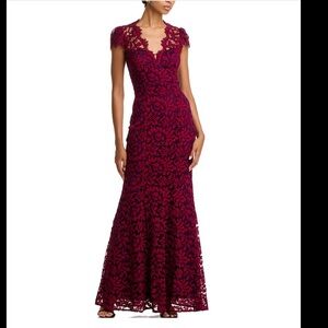 Eliza J Scalloped-Edge Lace Gown